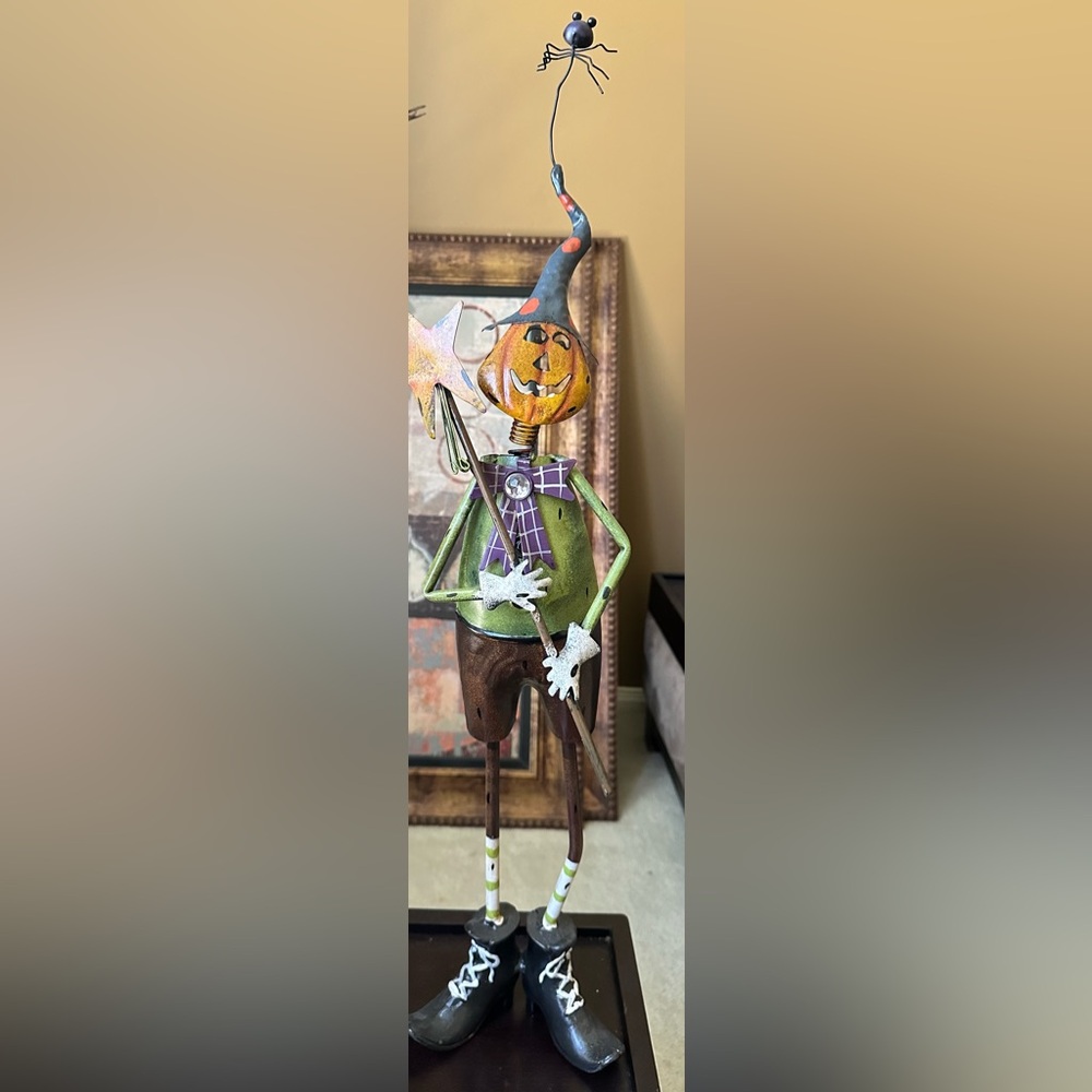 Metal Fall or Halloween Decor